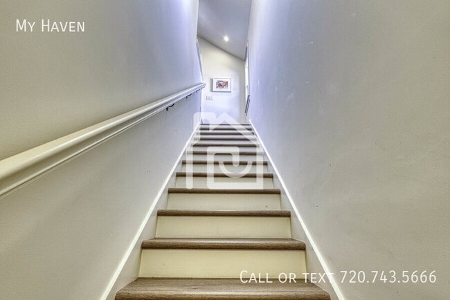 Photo - 2546 1/2 California St-