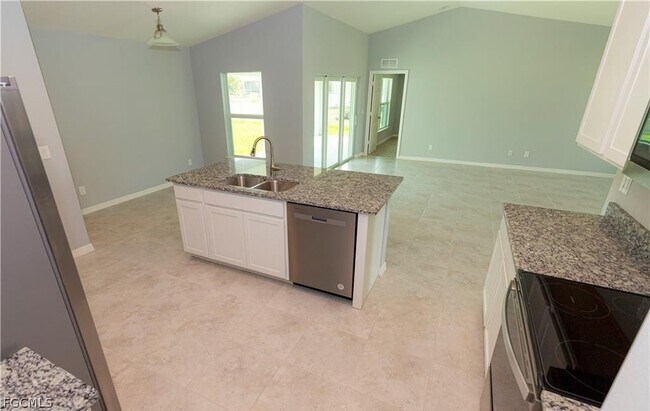 Photo - 1400 SW 1st Terrace