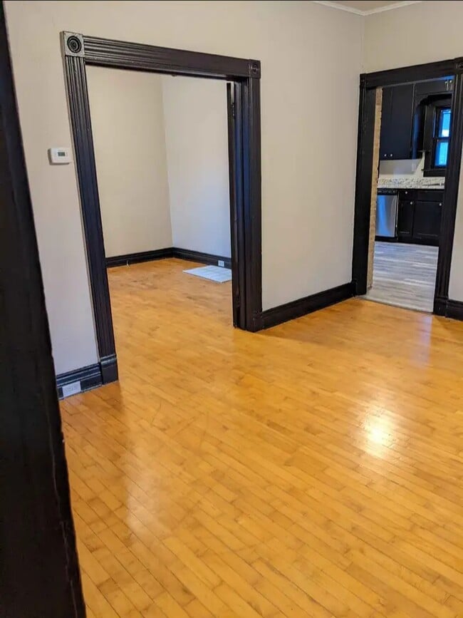 Photo - 820 E North St Unit 820 - lower