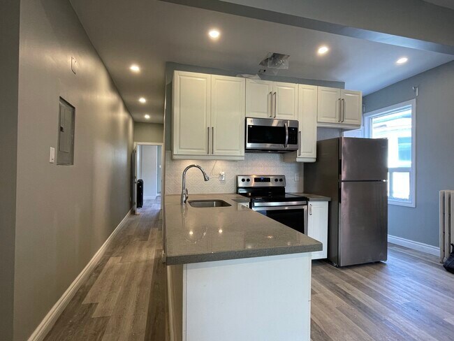 Photo - 822 Dundas St W Unité Second Floor