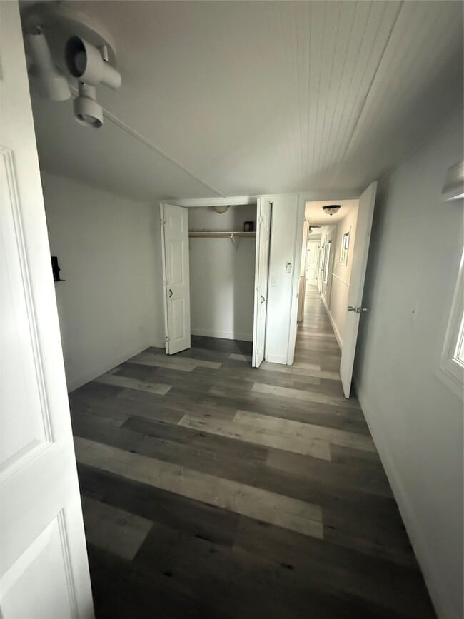 Photo - 310 E Jack Ave