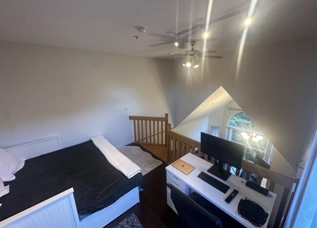 Photo - 7151-7121 121 St Unité 308