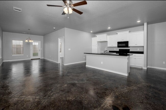 Photo - 6703 Star Ln