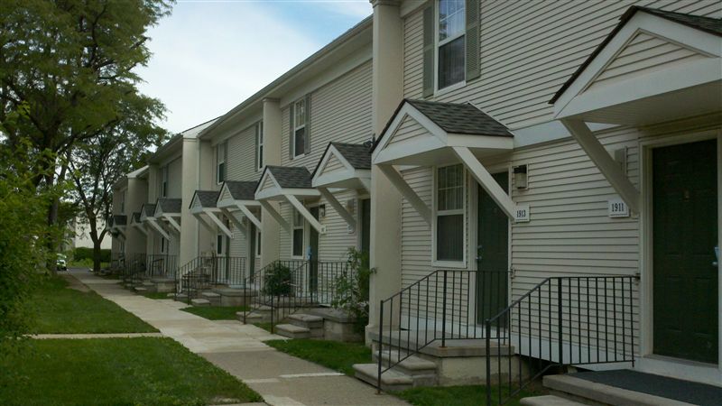 Martin Luther King Apartments - Martin Luther King Apartments