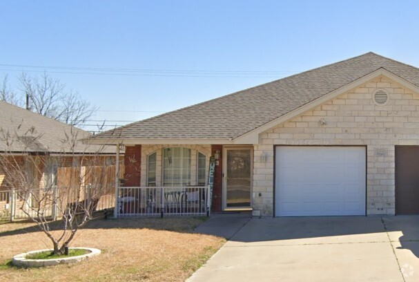 Building Photo - 4406 Pennington Ave Rental