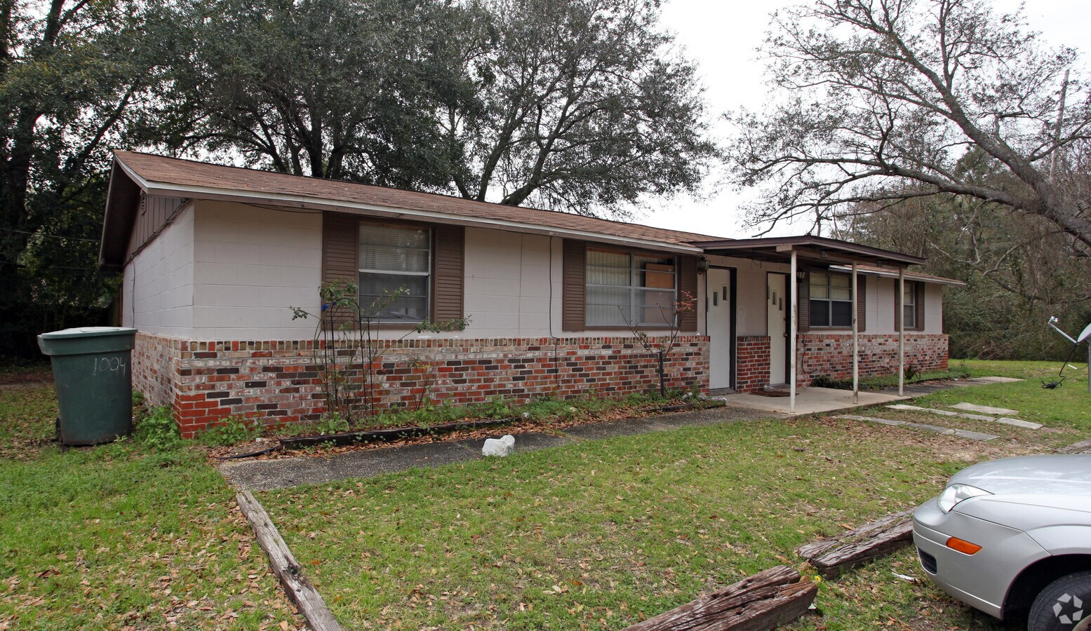 Photo - 1004-1006 E Johnson Ave