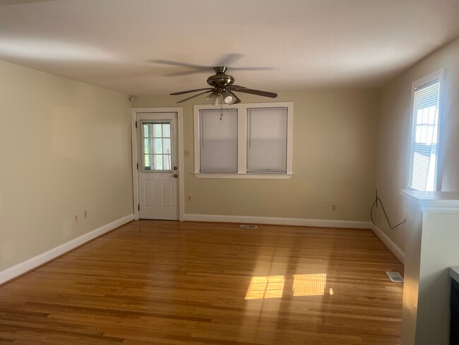 Photo - 3259 Livingston Rd