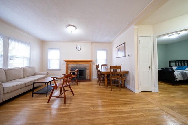 Photo - 6057 Clinton Ave