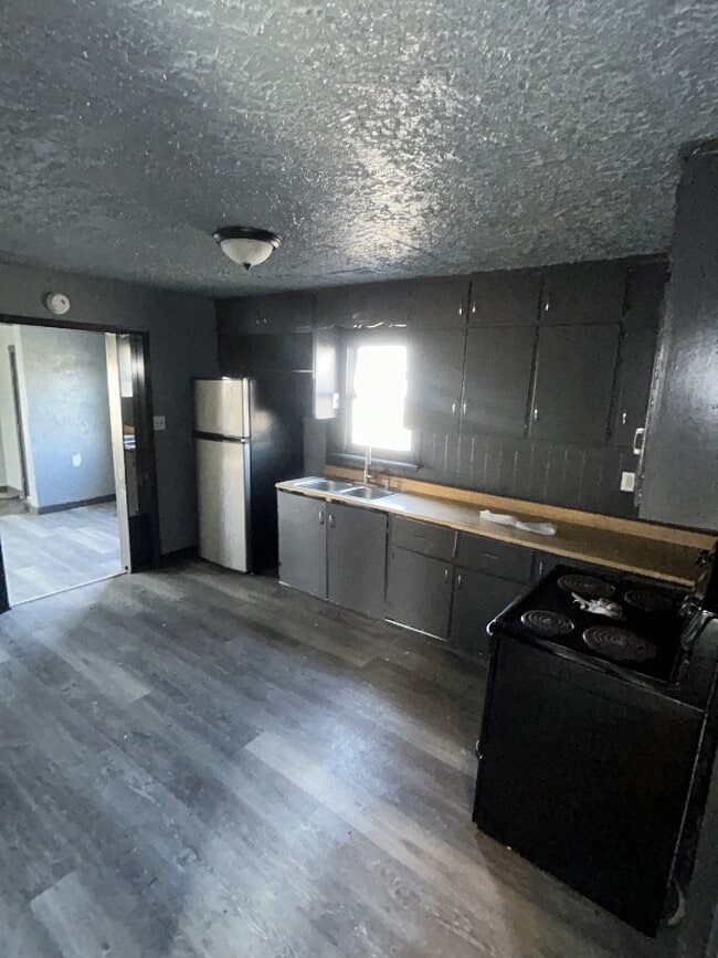 Photo - 3504 Blackstone Ave