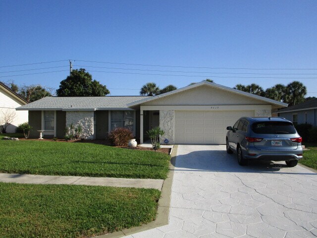 Building Photo - 4619 Chippendale Dr