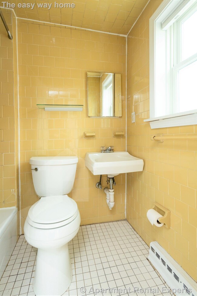 Photo - 58 Atherton St Unidad #1R