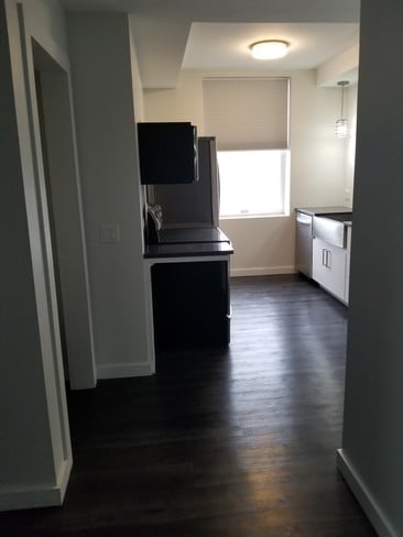123 N Locust St Unit 407