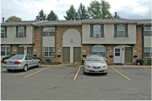 Wilmich Manor - Wilmich Manor Apartments
