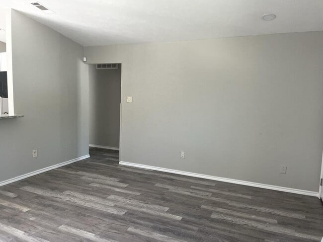 9904 Cedar Mountain Cir