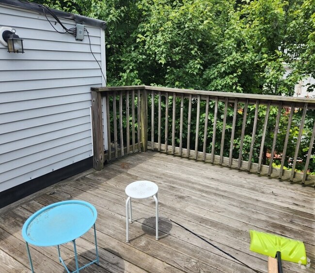 Building Photo - 20 Pinckney St Unit 1 Rental