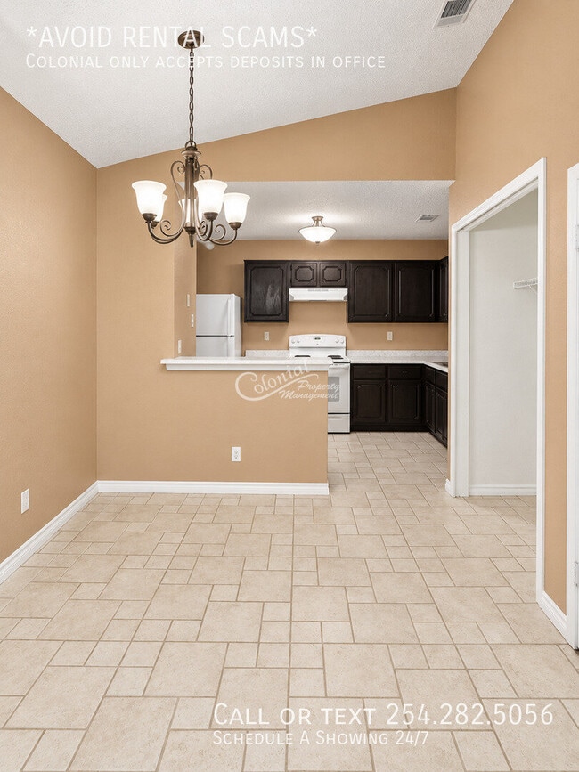 2210 Cimmaron Dr