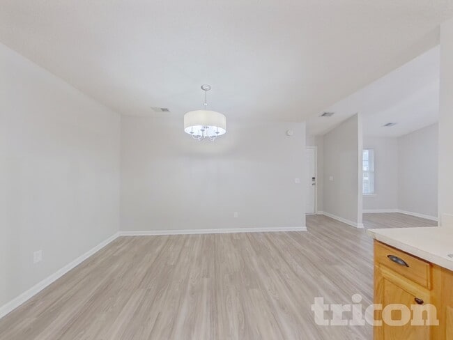 Photo - 538 Providence Crossing