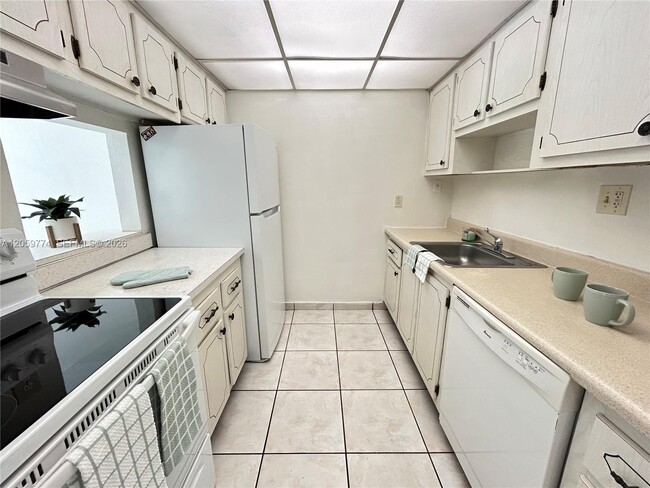 Photo - 14301 N Kendall Dr Unit 109B