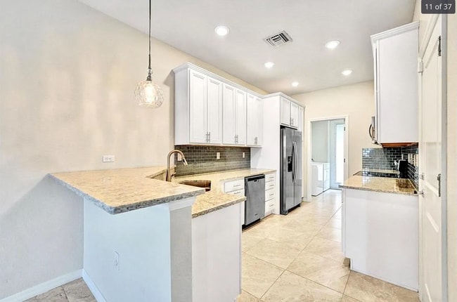 Photo - 4810 Eucalyptus Dr