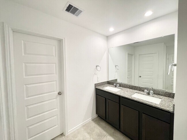 Photo - 7515 Cattle Walker Ct