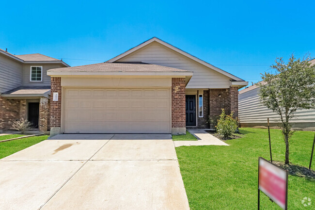 Building Photo - 2052 Oakwood Forest Dr Rental