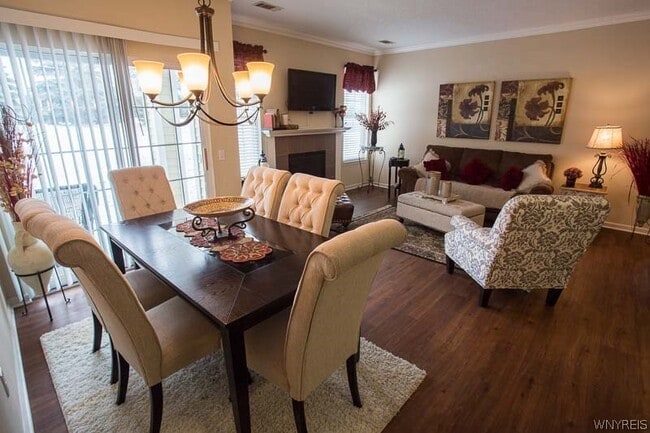 Photo - 10 Arielle Ct