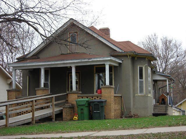 Jochum - Nicollet Duplex - Jochum - Nicollet Duplex Apartment Unit 1820 1/2 S. Nicollet