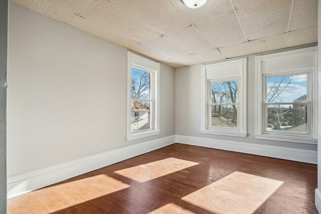 Photo - 227 Allen St Unit 225 #4