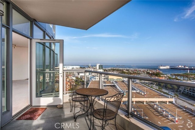 Building Photo - 411 W Seaside Way Unit 1504 Rental