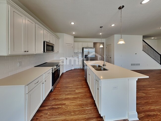 Photo - 1087 Castor Dr