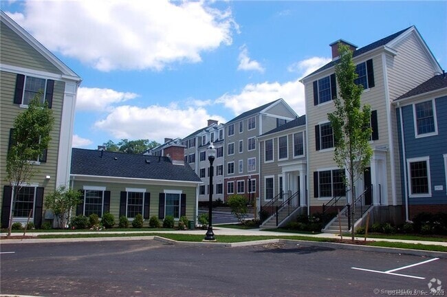 Building Photo - 37 Westwood Dr Rental
