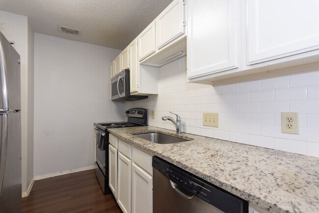 Photo - 3115 Helms St Unit #106