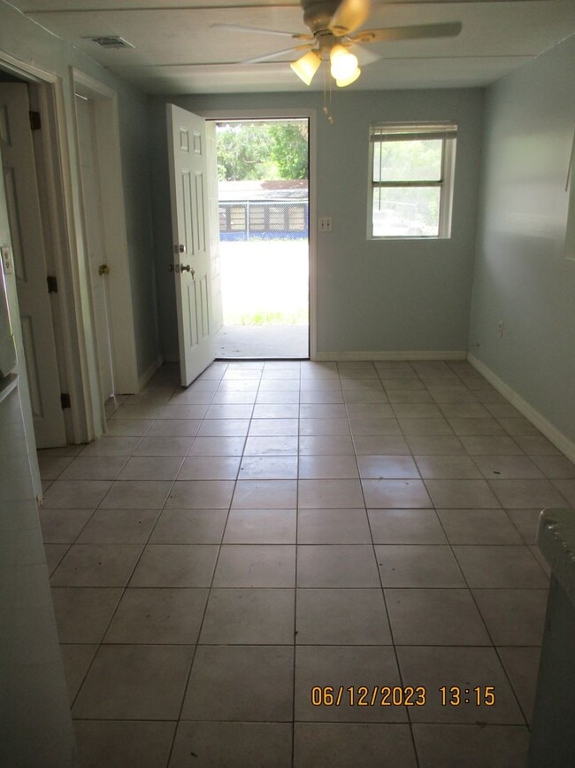 Photo - Cozy 2 bedroom, 1 bathroom one Deland