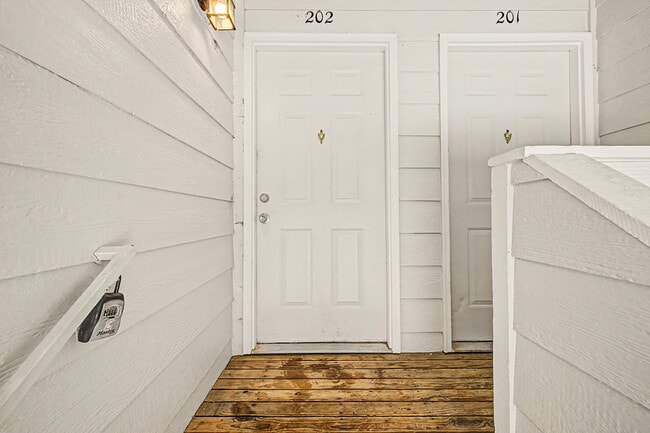 Photo - 1342 S Cathay Ct Unit 202