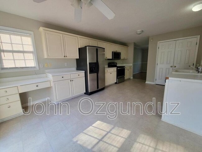 Photo - 709 Cattail Cir