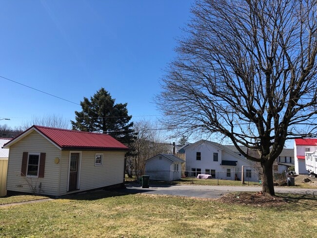 Photo - 1147 Cherry St