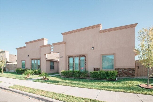 Building Photo - 2208 Taxco Ct Unit 2 Rental
