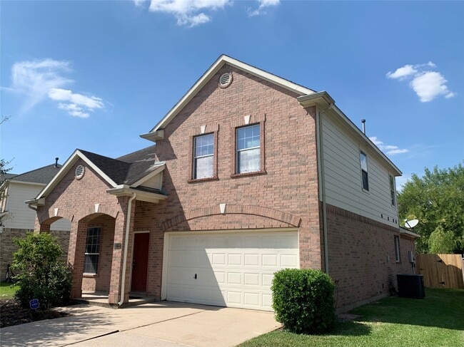 Photo - 926 Andover Glen Dr
