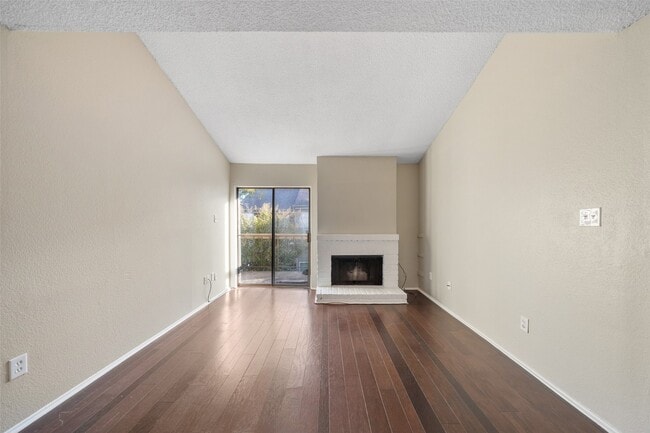 Photo - 10053 Westpark Dr Unit 298