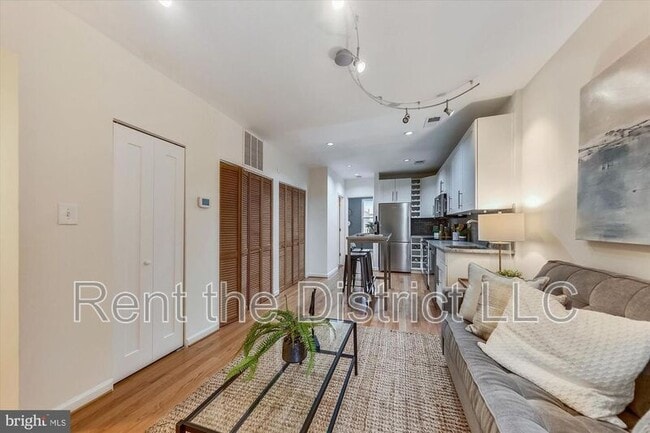 Photo - 1446 Newton St NW Unit #3