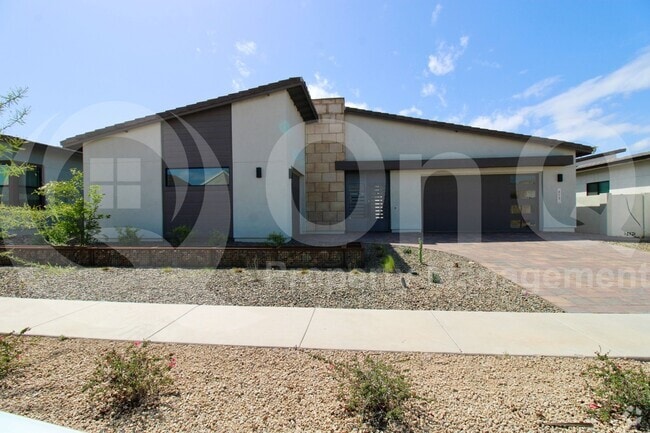 Building Photo - 813 E Corral Rd Rental