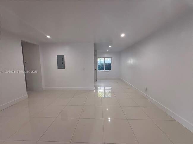 Photo - 540 NE 67th St Unit 540