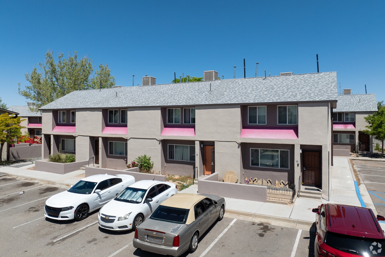 Photo - Harper Apartments