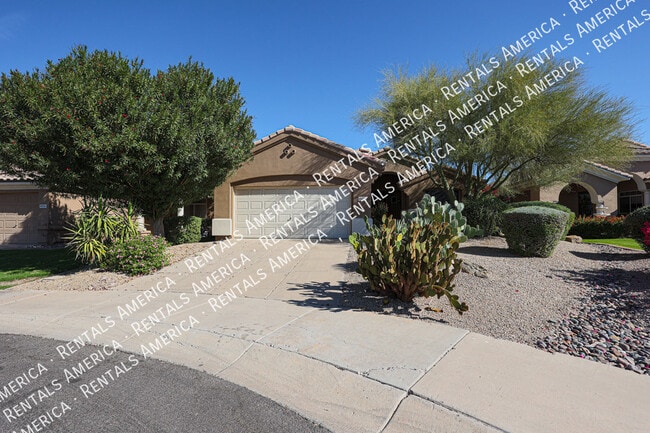 Photo - 10232 E Meadow Hill Dr