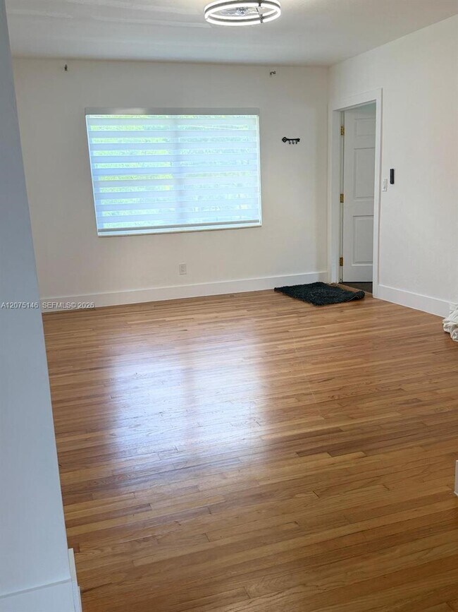 Photo - 736 NE 92nd St Unit 2K