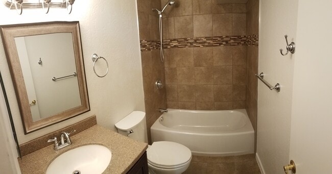 Photo - 2519 E Pebble Beach Dr