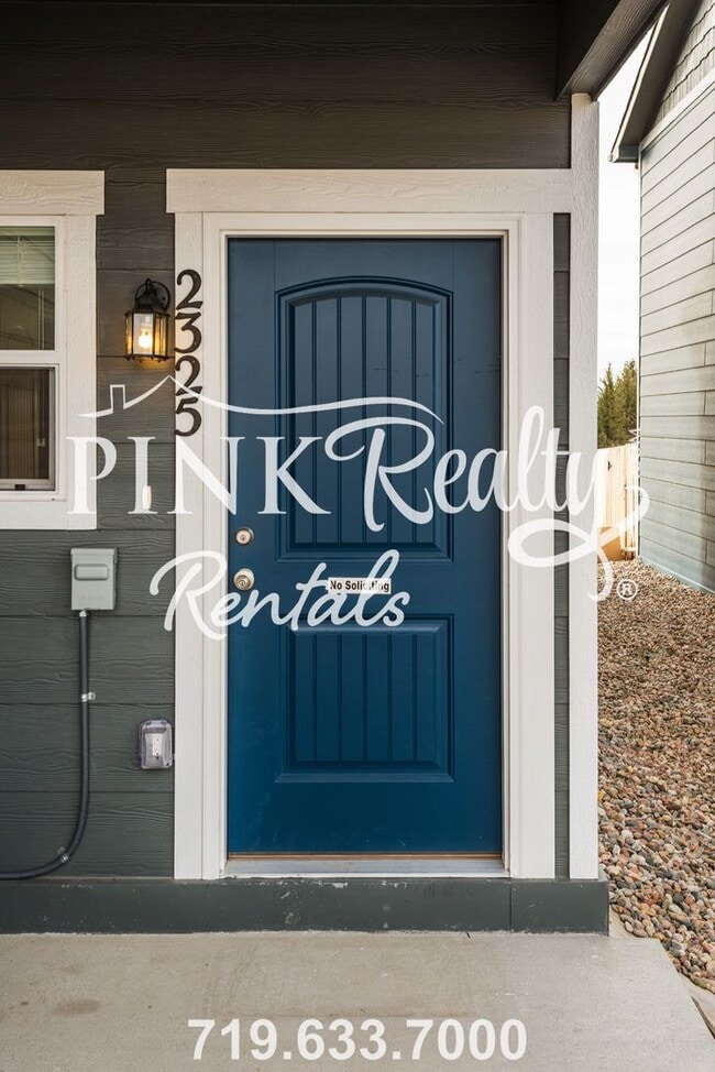 Photo - 2325 Washo Cir