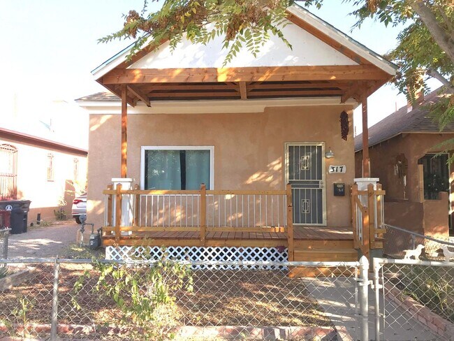 Photo - Gorgeous 2 bedroom in Barelas! Great location. Washer/Dryer. 1 car garage.
