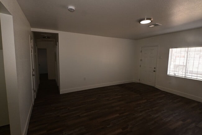 Photo - 1007 I St Unit 1