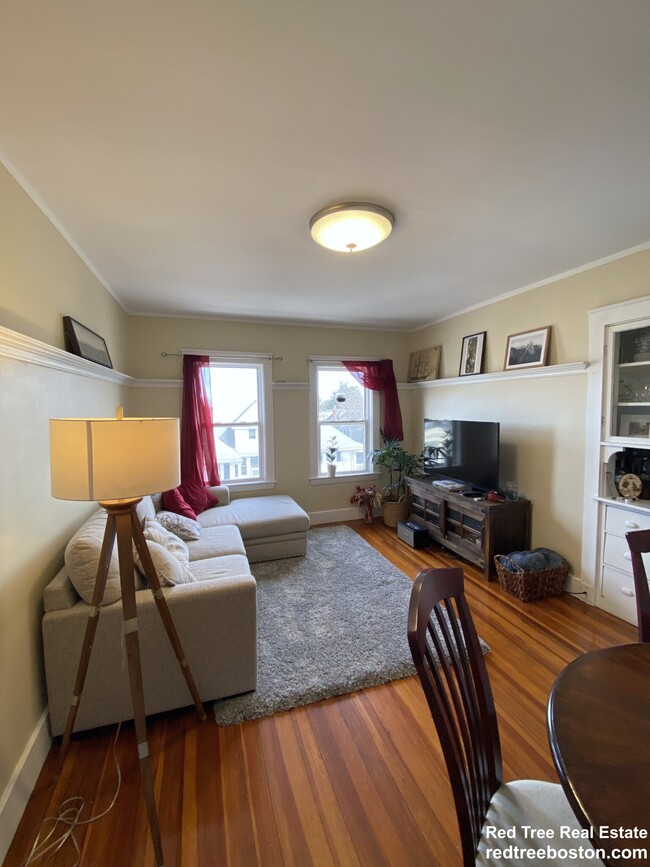 Building Photo - 258 Belmont St Unit 3 Rental